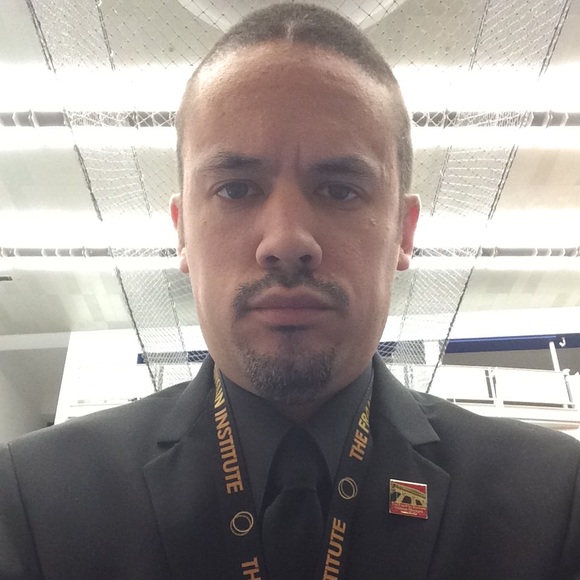 Meet your Posher, Marco - Picture 2 of 2